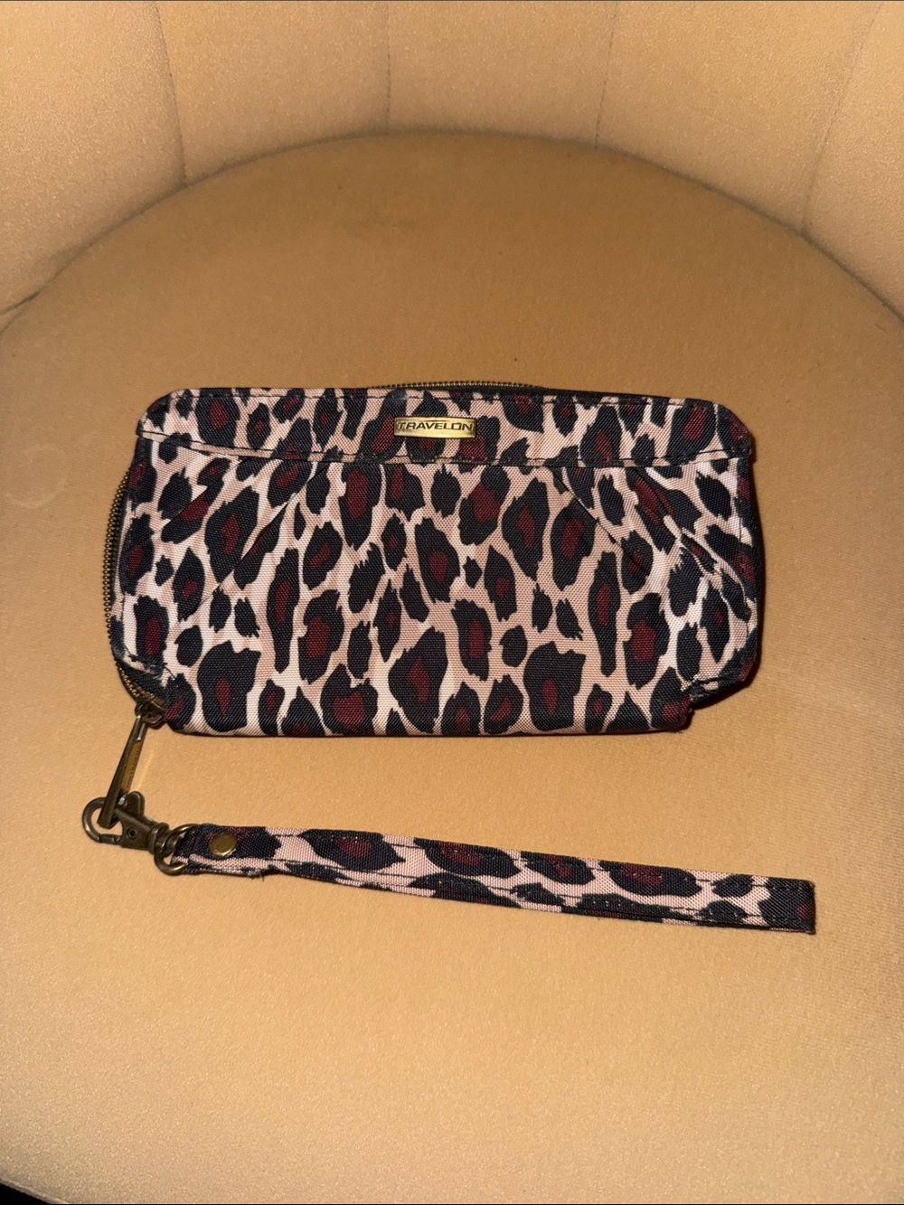 Travelon Leopard Print Wristlet Clutch